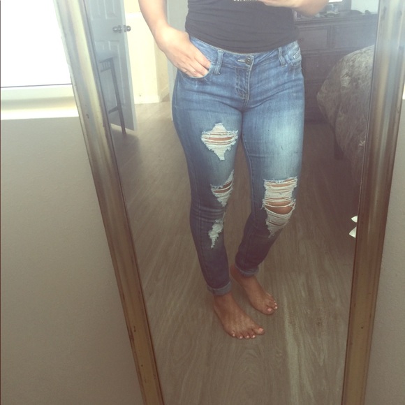 Distress blue jeans - Picture 1 of 4